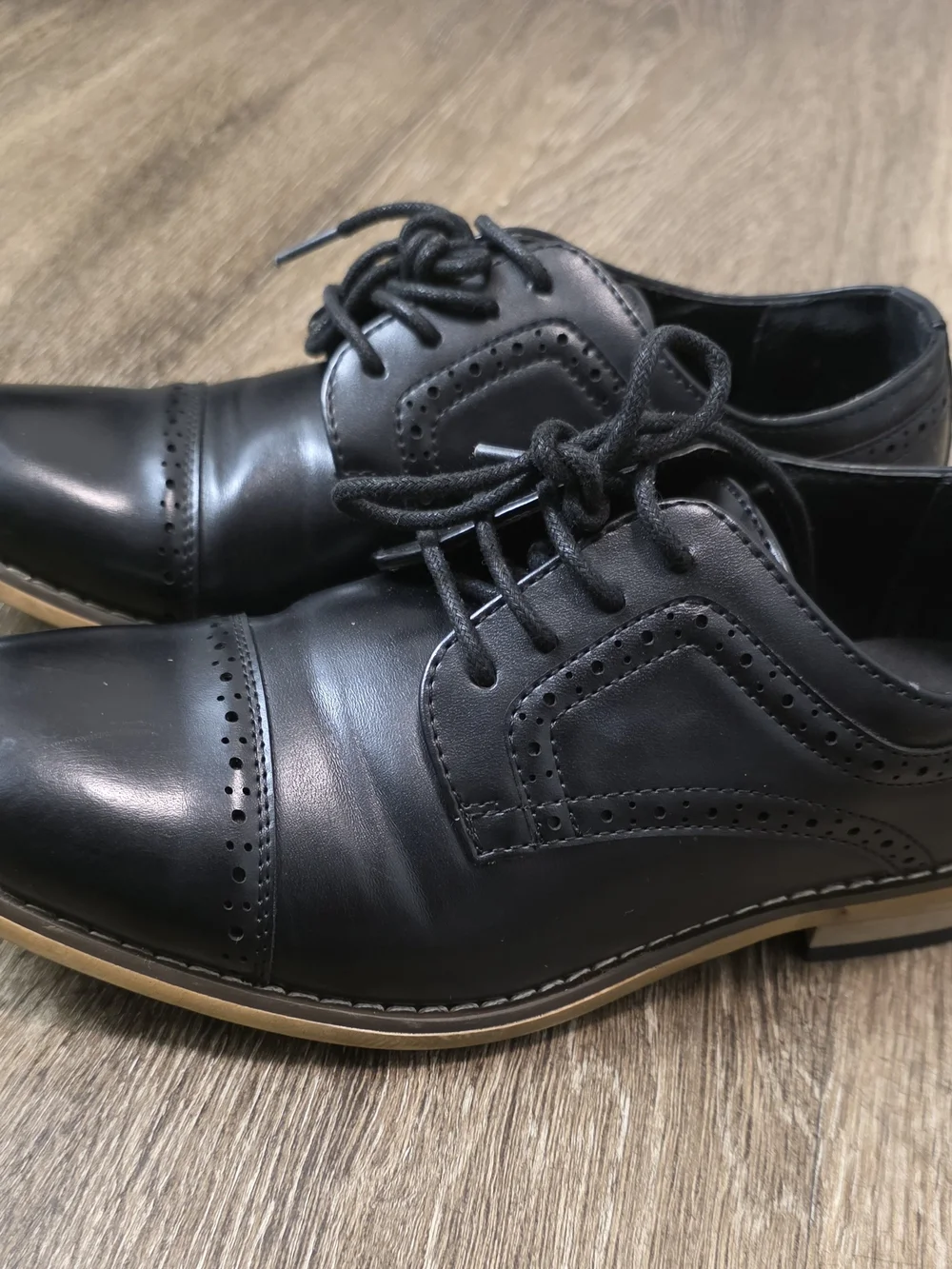 Classic Lace-up Round Toe Dress Shoes, Leather Lined with Cushioned Footbed Chil